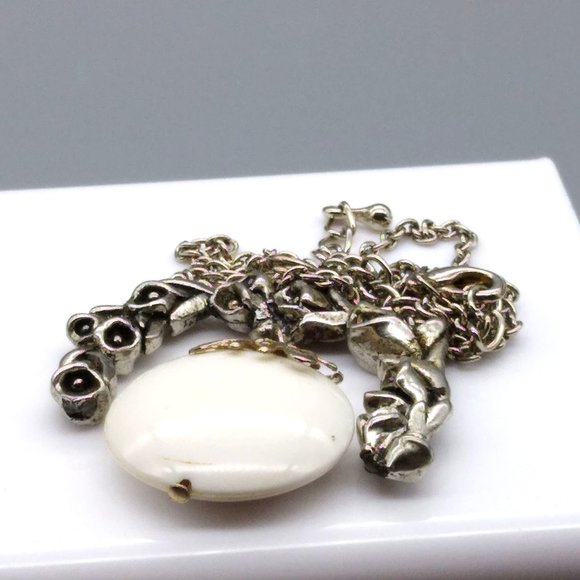 Vintage Lily Laurel Pendant with Dangling White Disc Bead, Silver Tone Chain - Picture 2 of 4